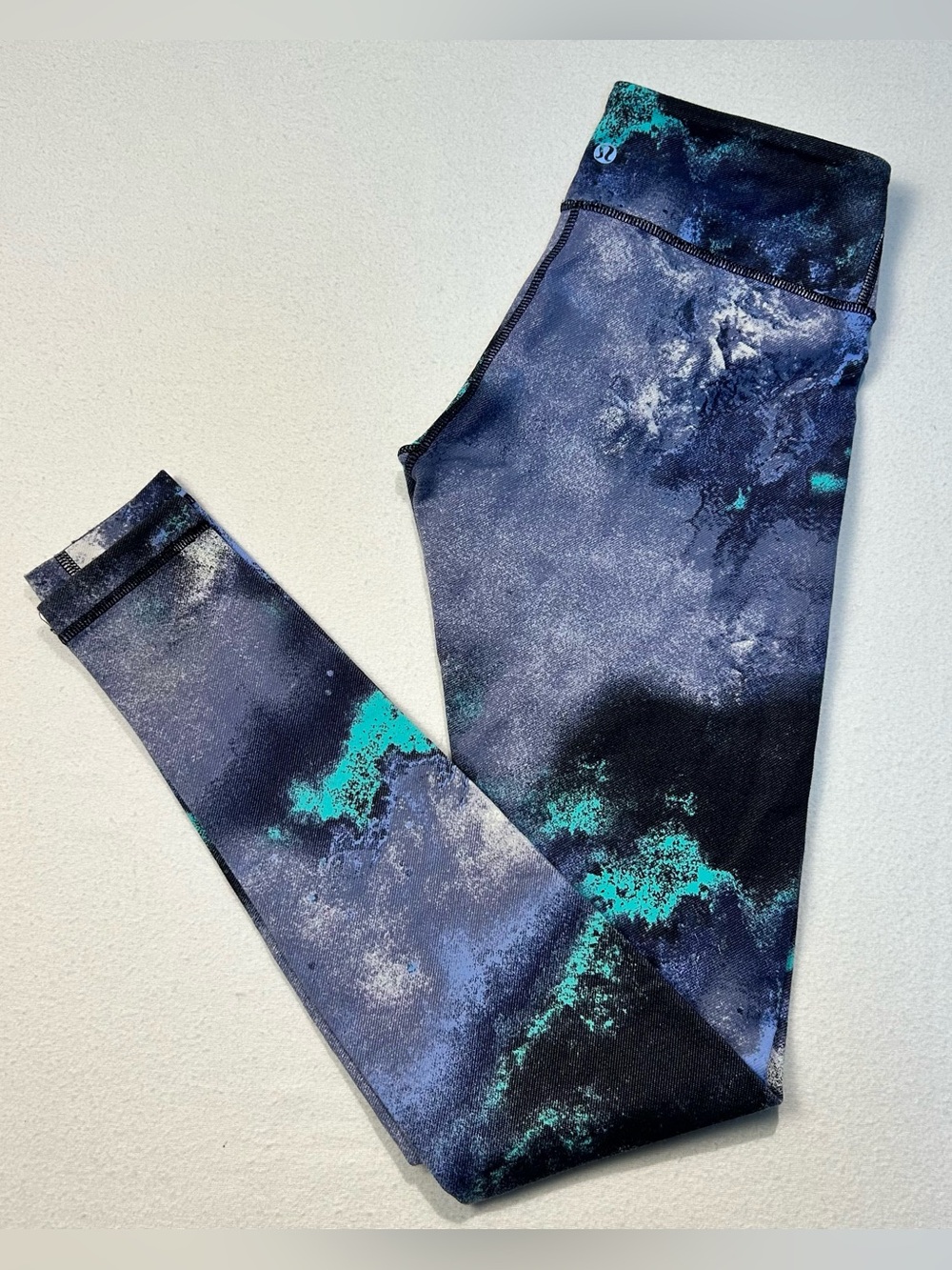 Lululemon Denim Luon Wunder Under Milky Way pant